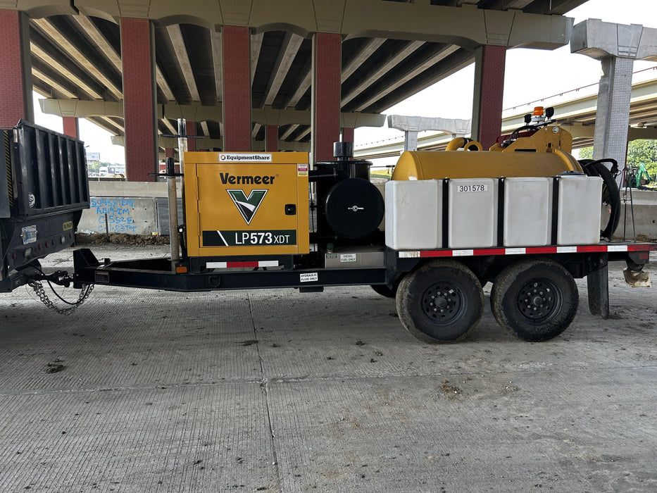 2023 VAC-TRON LP573XDT