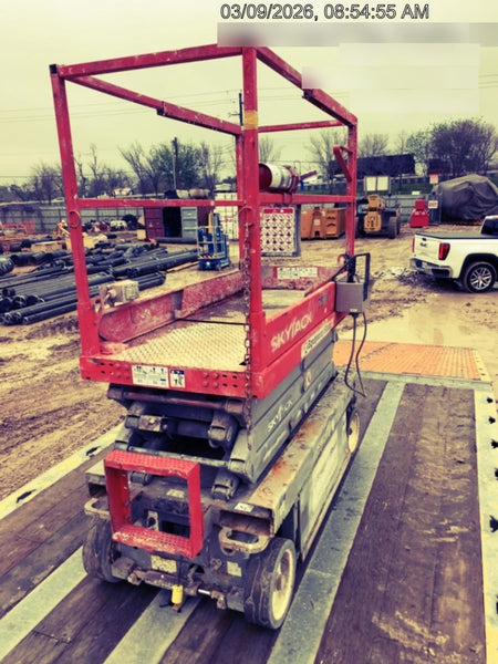 2018 Skyjack SJIII-3219 Skyjack SJIII3219 Scissor Lift w/Trojan Batteries