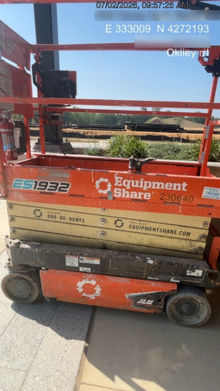 2022 JLG ES1932