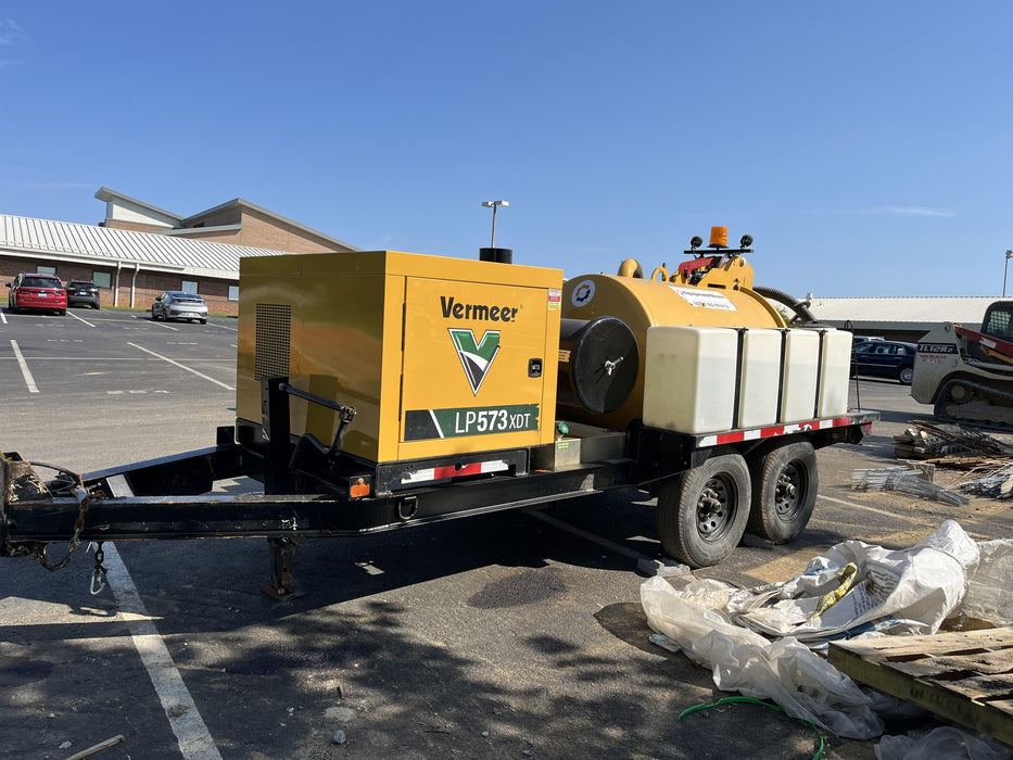 2023 VAC-TRON LP573XDT