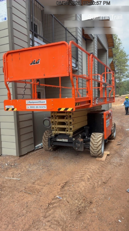 2022 JLG RT4069