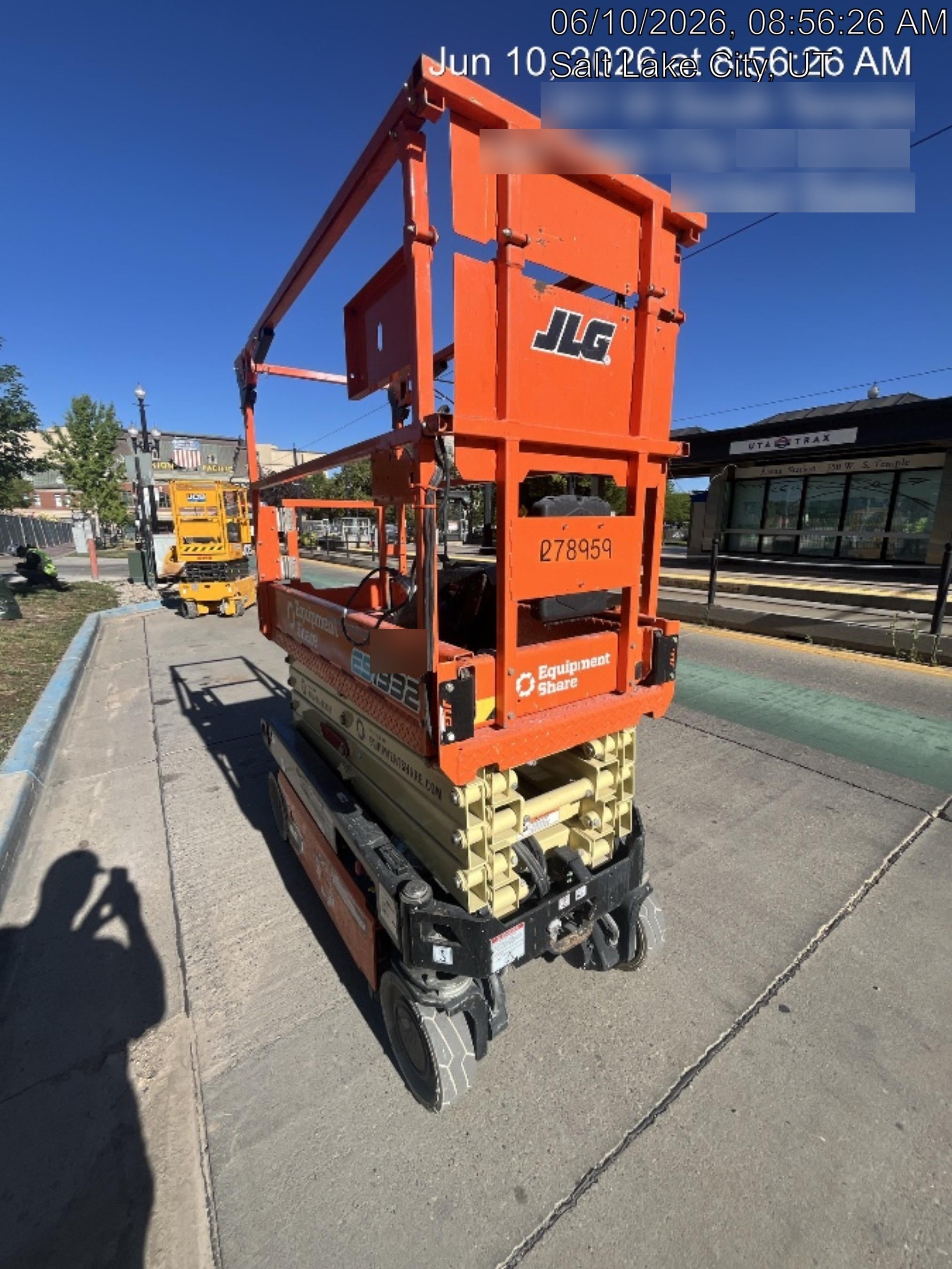 2022 JLG ES1932