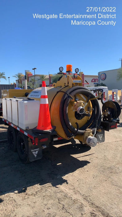 2021 Vac-Tron LP573XDT T4 Koehler Diesel Engine, 500 Gallon Debris Tank, x2 100 Gallon Water Tanks