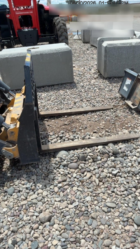 2020 PALADIN 48" Pallet Forks - Paladin