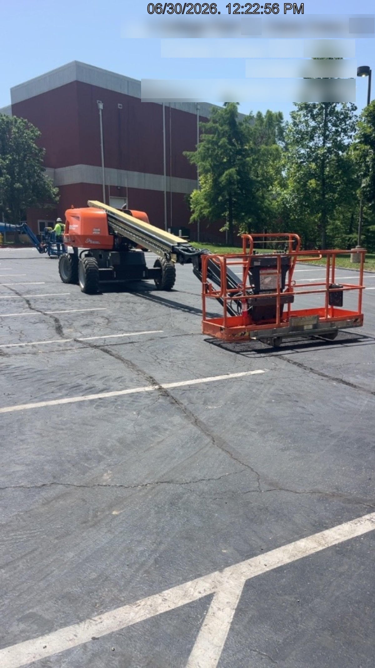 2023 JLG 660SJ