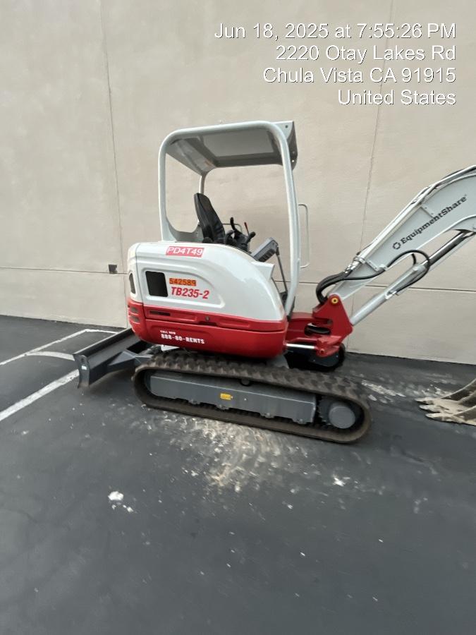 2025 TAKEUCHI TB235-2R