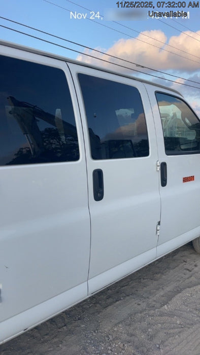 2025 CHEVROLET Express Van - Rental