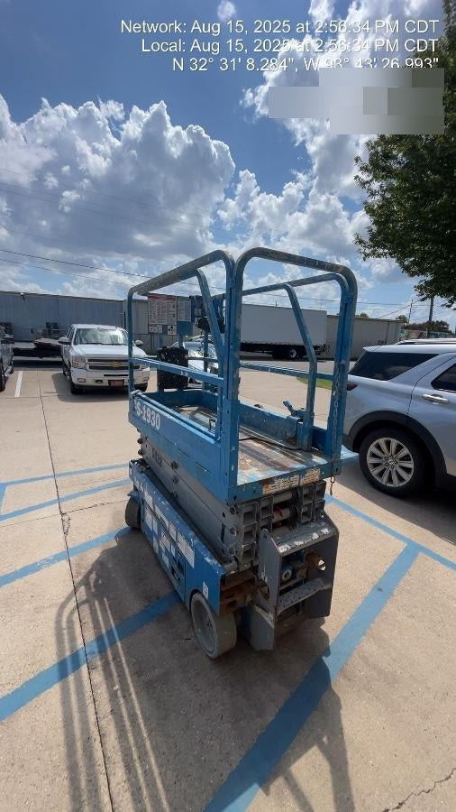 2019 Genie GS-1930 Fixed Rails with Chain Entry