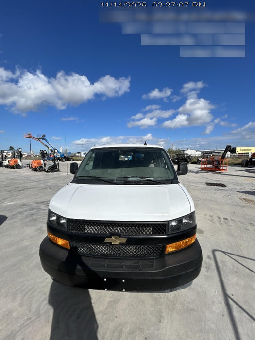 2023 CHEVROLET Express Van - Rental