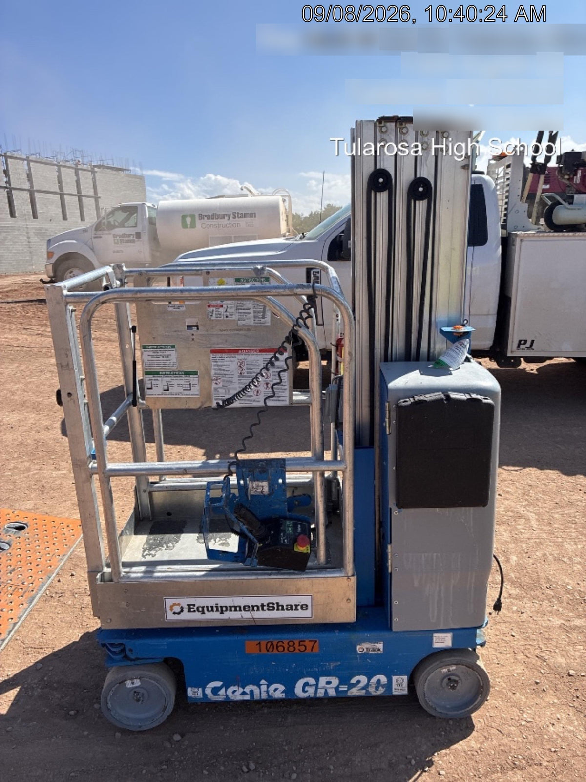 2020 GENIE GR-20