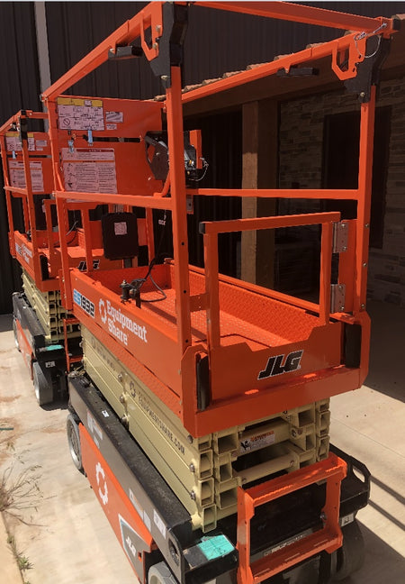 2022 JLG ES1932