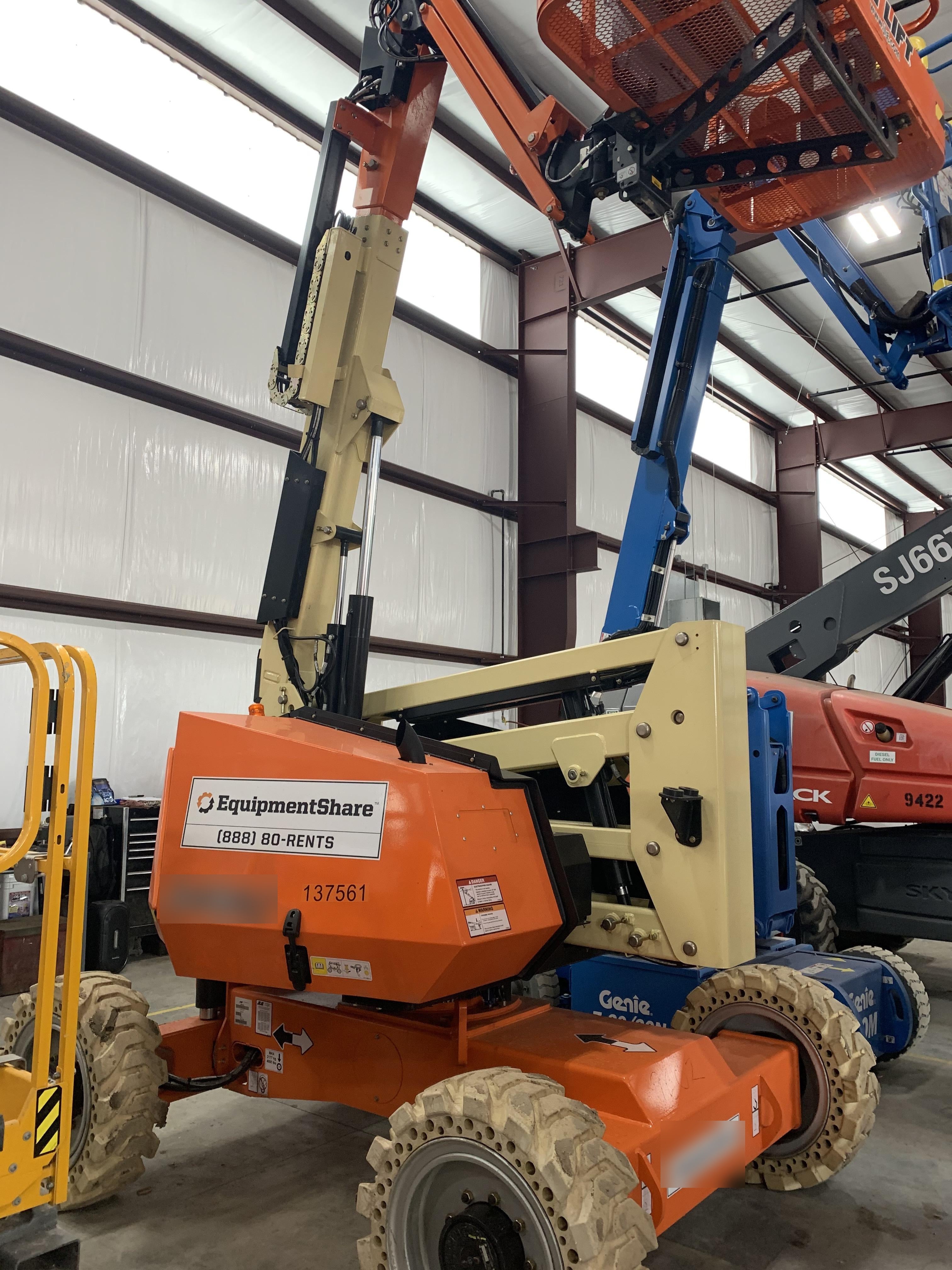 2021 JLG 340AJ