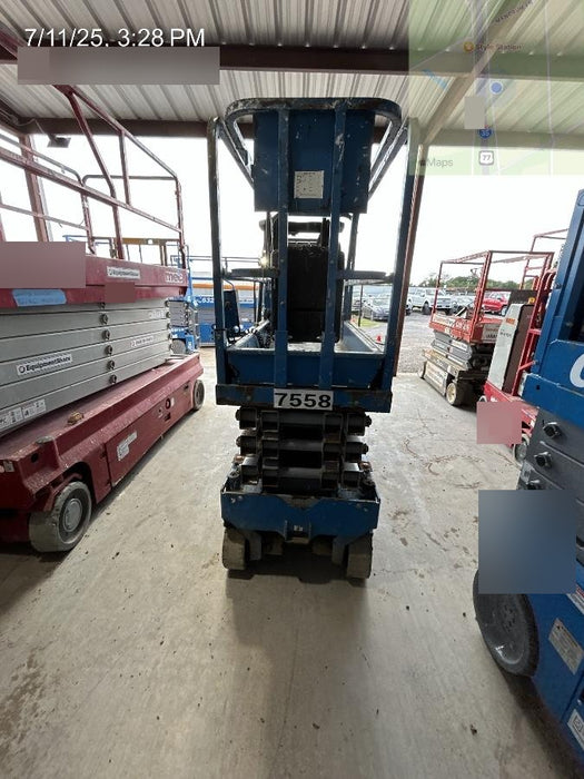 2017 Genie GS-1930 Genie GS-1930 Lift w/Fixed Rail and Chain Entry