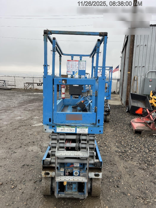 2020 Genie GS-1930 Solid Non Marking Tires, Beacon, Folding rails with half height swing gate, 800W Inverter