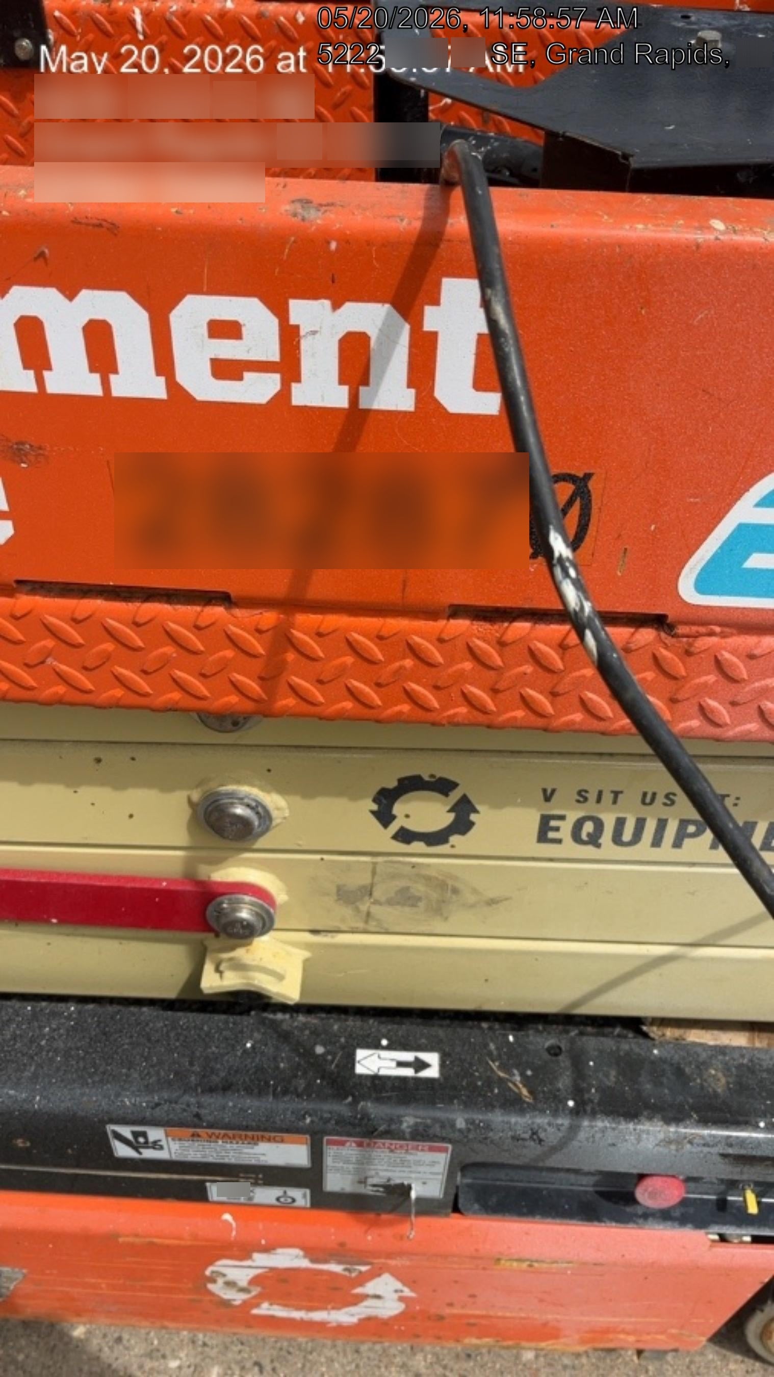 2022 JLG ES1932