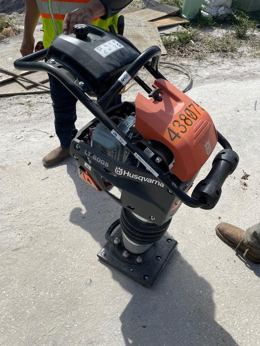 2024 HUSQVARNA LT6005