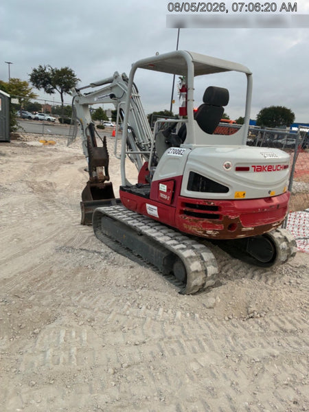 2022 TAKEUCHI TB250-2R