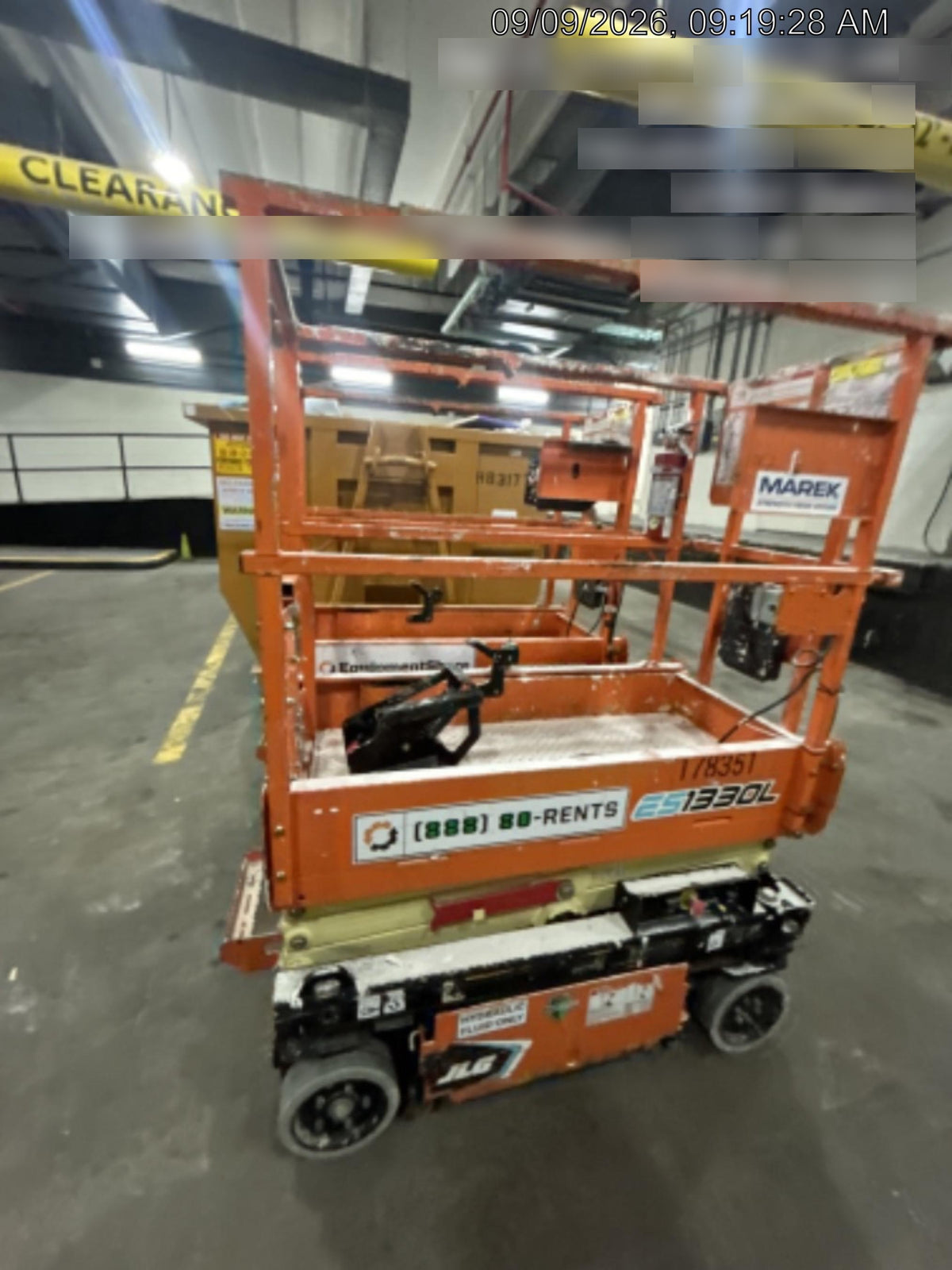 2021 JLG ES1330L