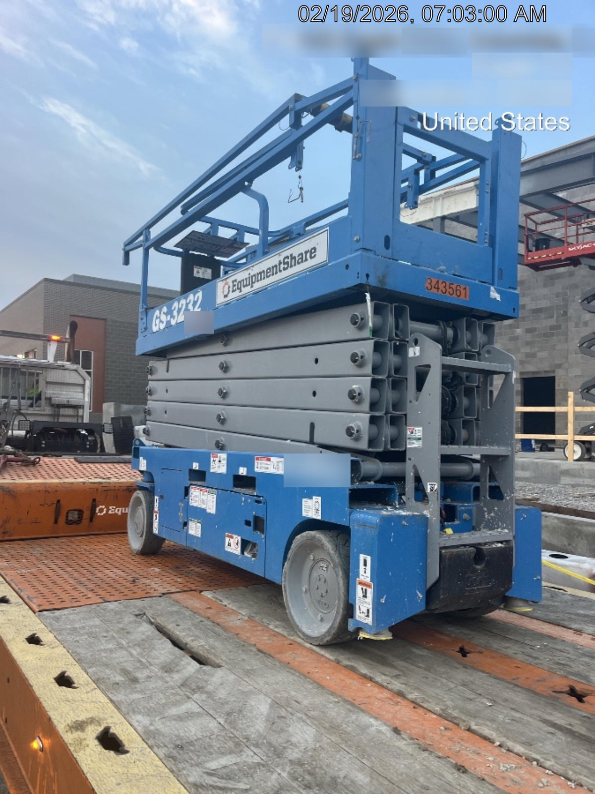 2023 GENIE GS-3232