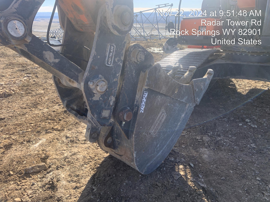 2020 DOOSAN 24" Bucket-Doosan