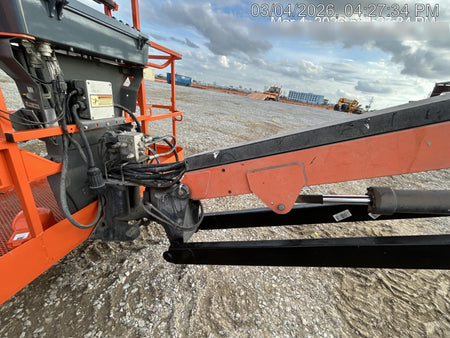 2019 JLG 660SJ