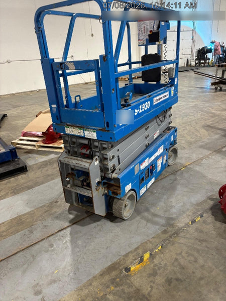 2020 Genie GS-1930 Solid Non Marking Tires, Beacon, Folding rails with half height swing gate