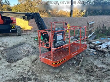 2025 JLG 660SJ