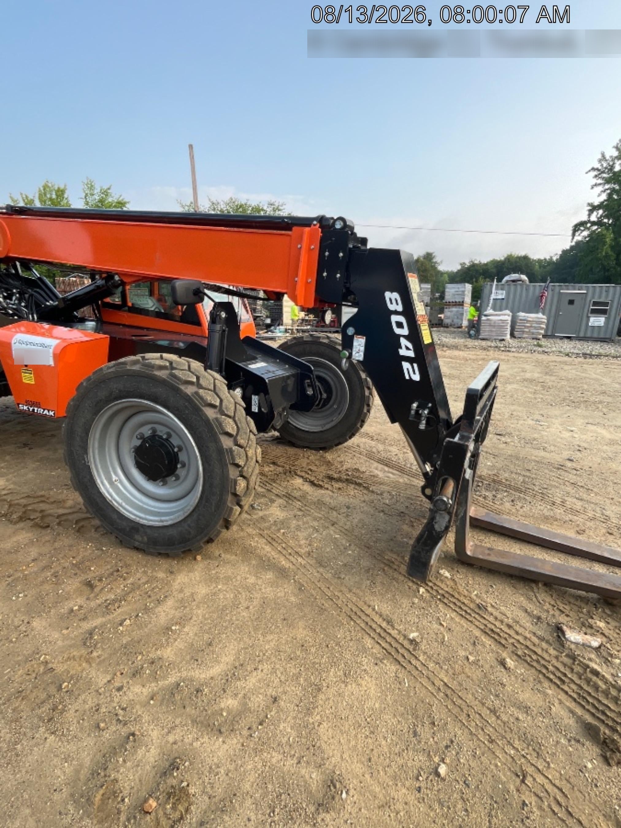 2024 SKYTRAK 8042