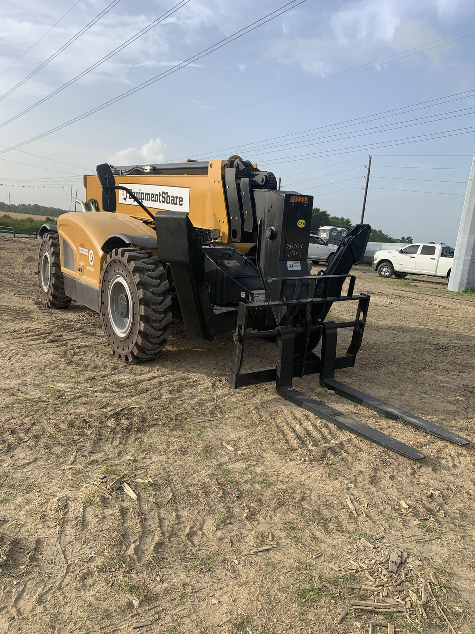 2022 SANY STH1056