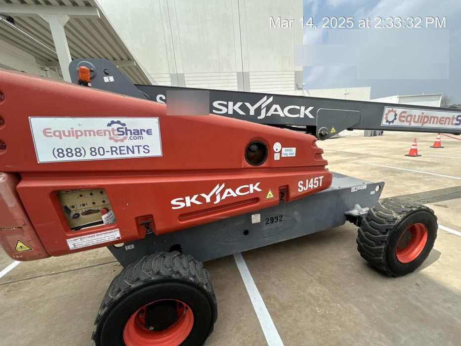 2017 SKYJACK SJ45T+