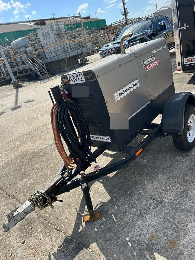 2019 Lincoln Electric Vantage 322 Welder Ready-Pak 3, Two wheel trailer, Fender and Light kit, Cable Rack