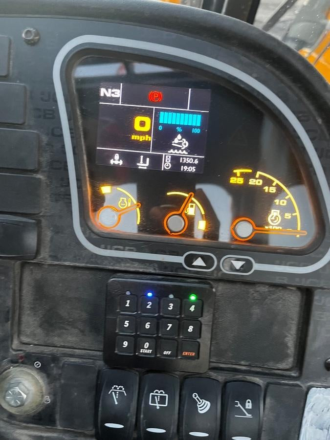 2021 JCB 514-56