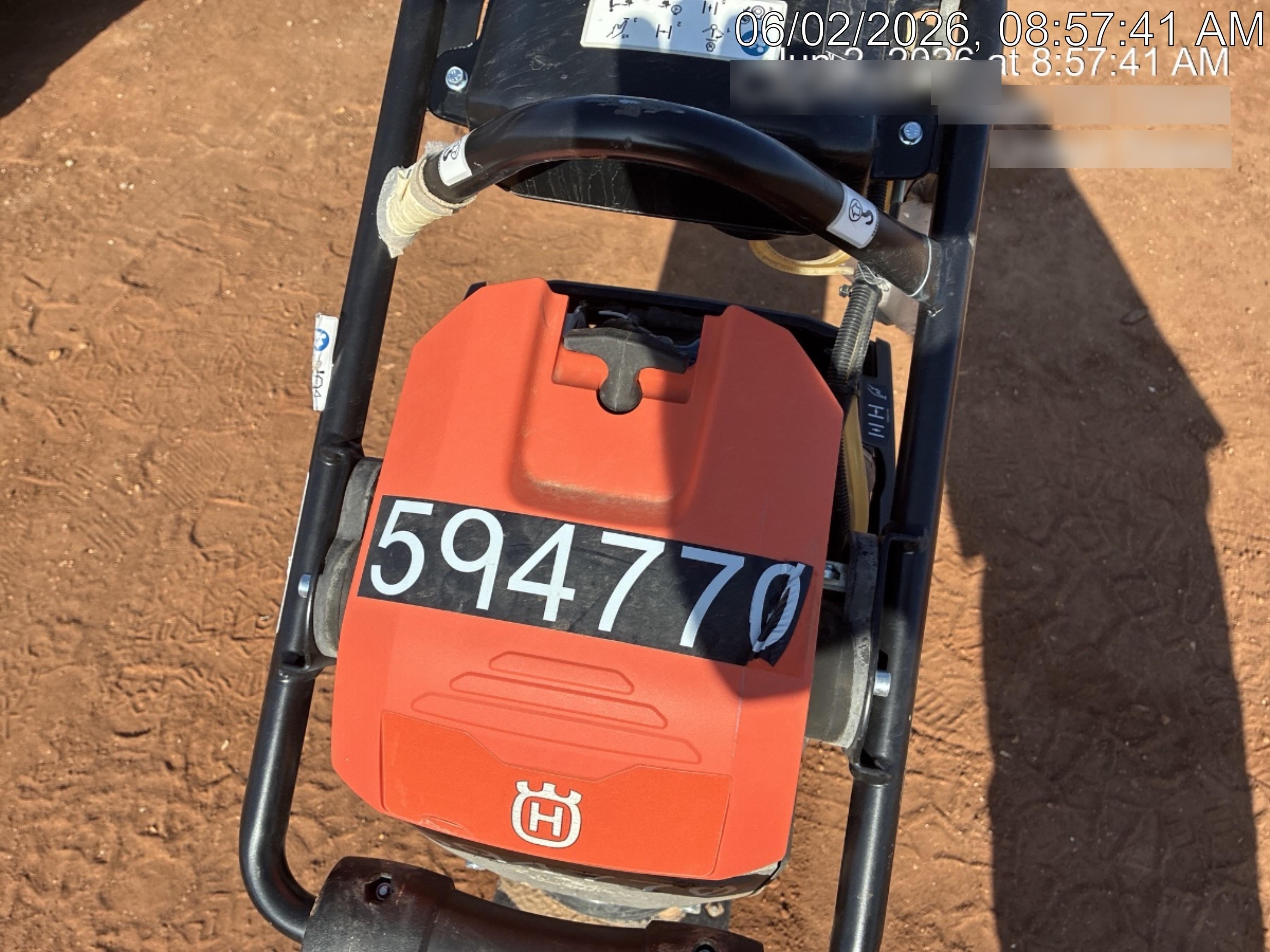 2025 HUSQVARNA LT6005