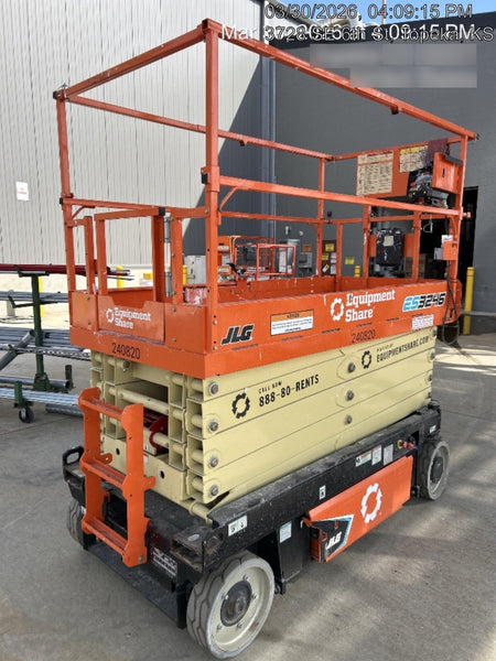 2022 JLG ES3246
