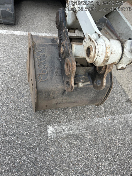2025 TAKEUCHI 24" Bucket Takeuchi