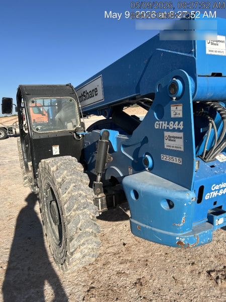 2022 GENIE GTH-844