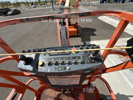 2019 JLG E300AJP