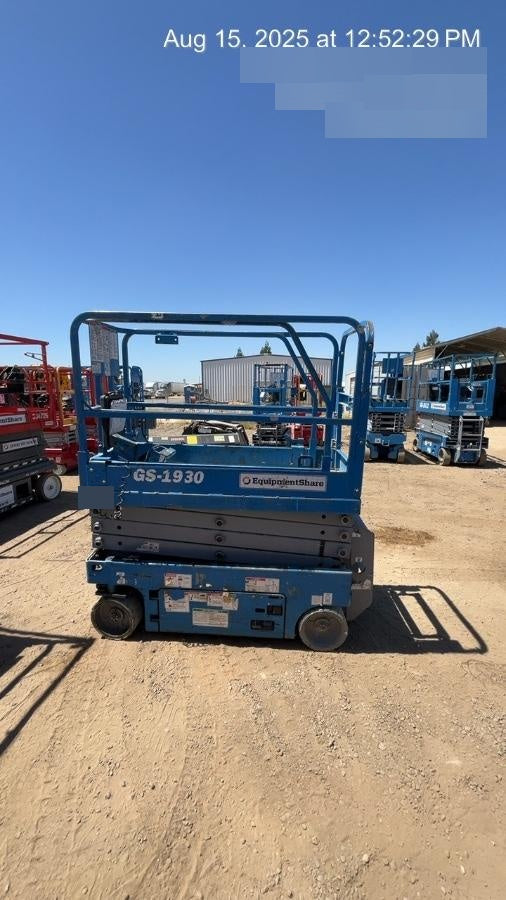 2019 Genie GS-1930 Half Height Swing Gate, 800W Inverter