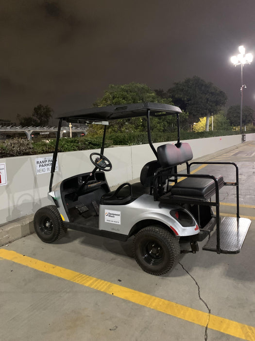 2022 Ez-Go VALOR 4 GAS EFI, PLATINUM, 
REAR SEAT KIT, ROOF, SPLIT TINTED WINDSHIELD