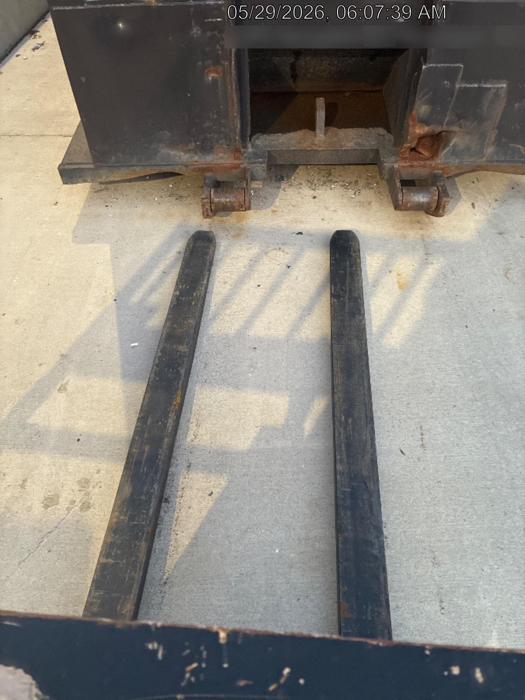 2022 MANITOU MTA10055