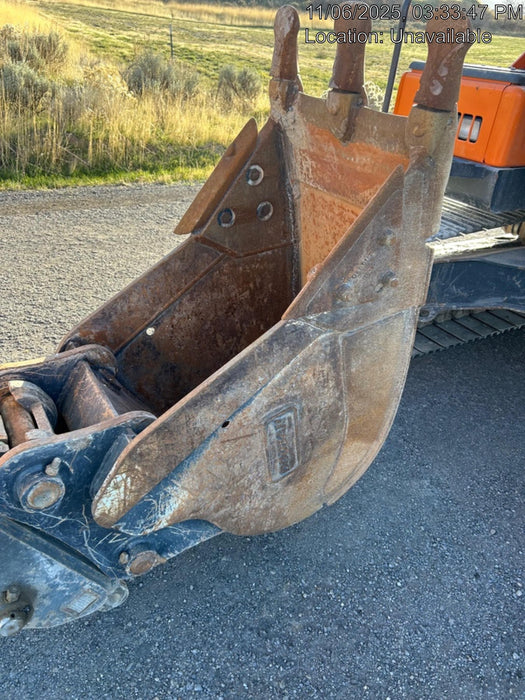 2020 DOOSAN 24" Bucket-Doosan