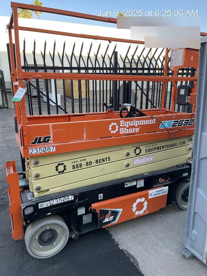 2022 JLG ES2632