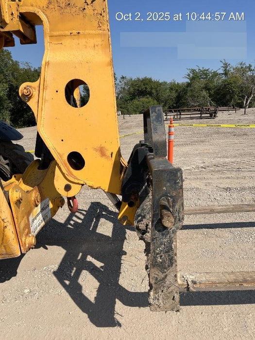 2018 JCB 510-56 JCB 510-56 Telehandler 74 HP w/CAB/HVAC, Beacon, Worklights, Aux Hydraulics, Solid Tires, 60" Carriage/Forks