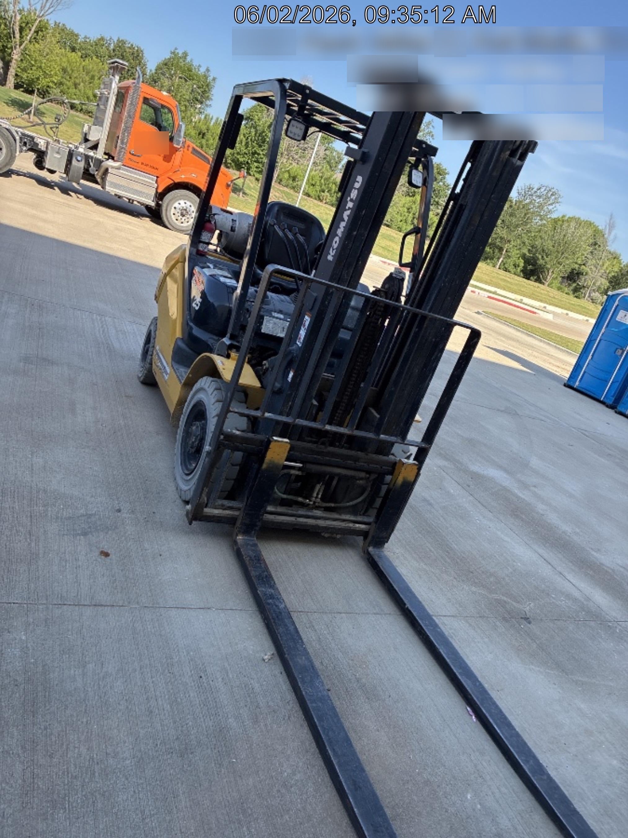2022 KOMATSU FG25T-16