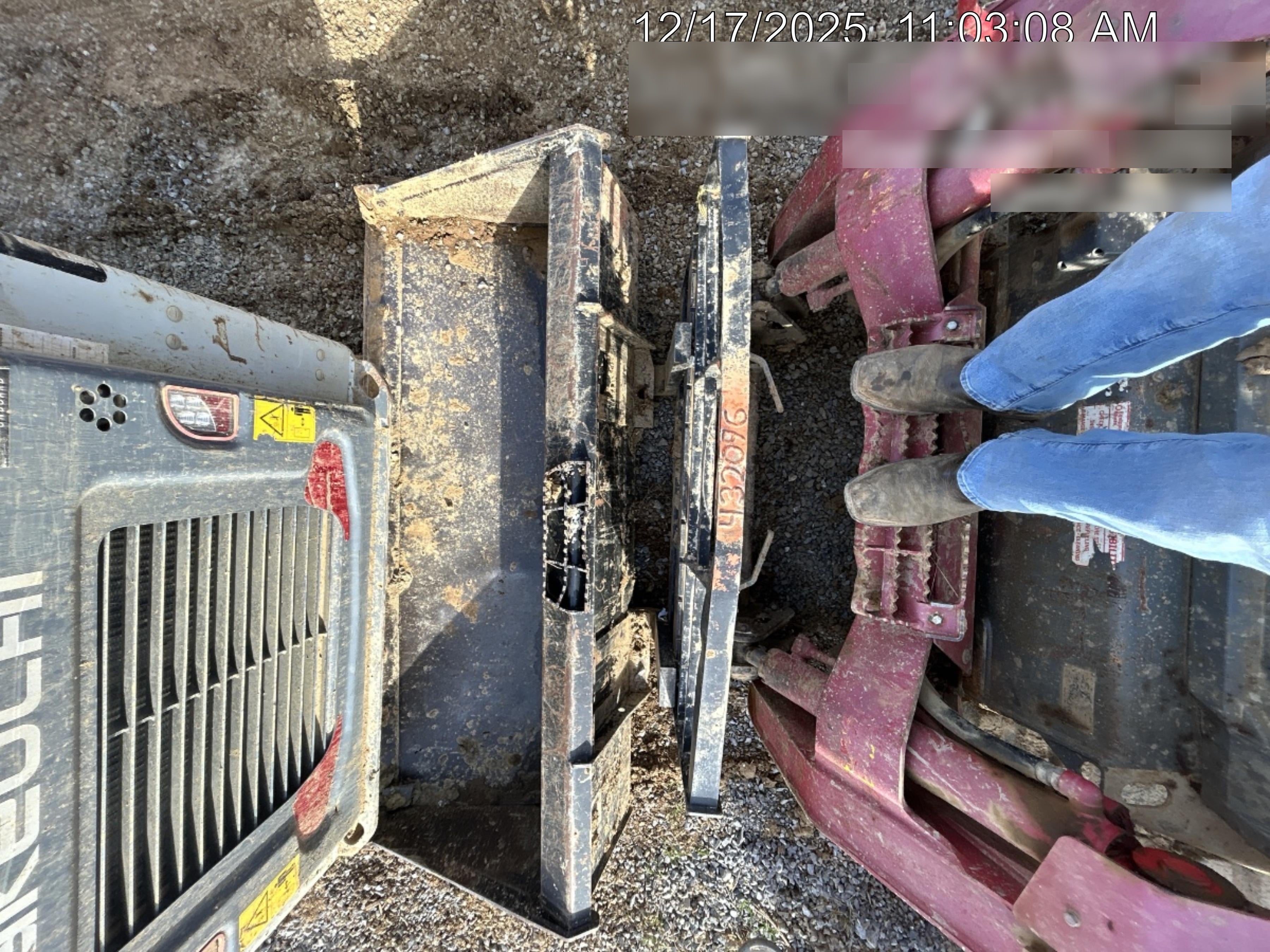 2024 ARROW MATERIAL HANDLING F5100CB