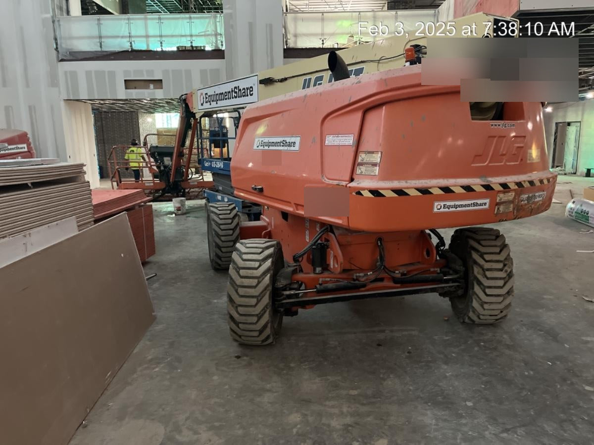 2021 JLG 660SJ