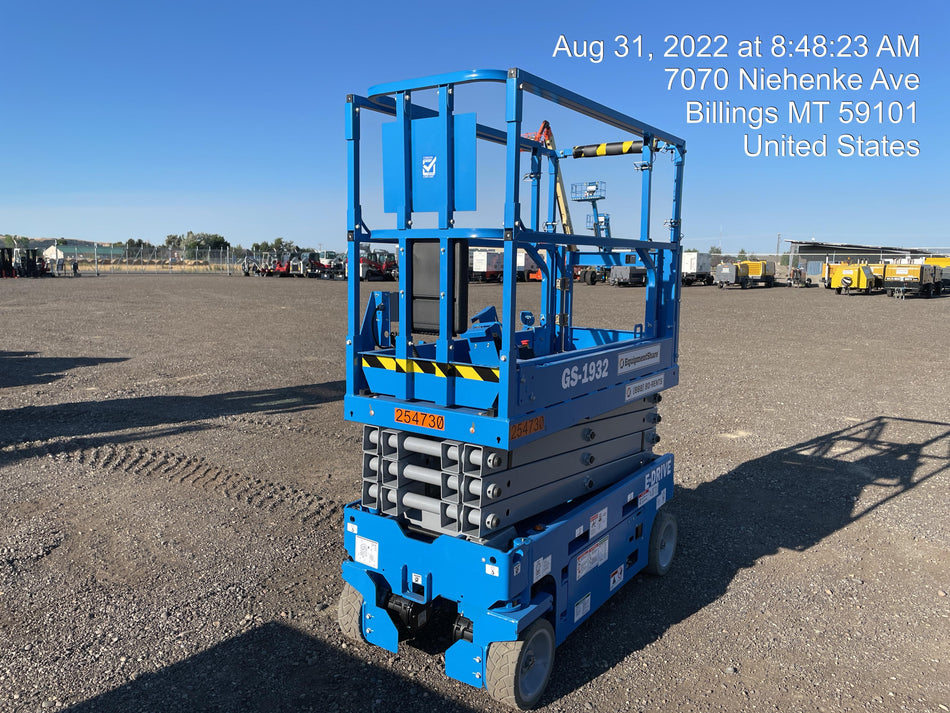 2022 GENIE GS-1932