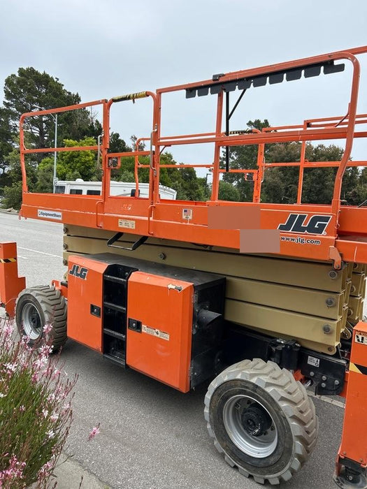 2019 JLG 430LRT