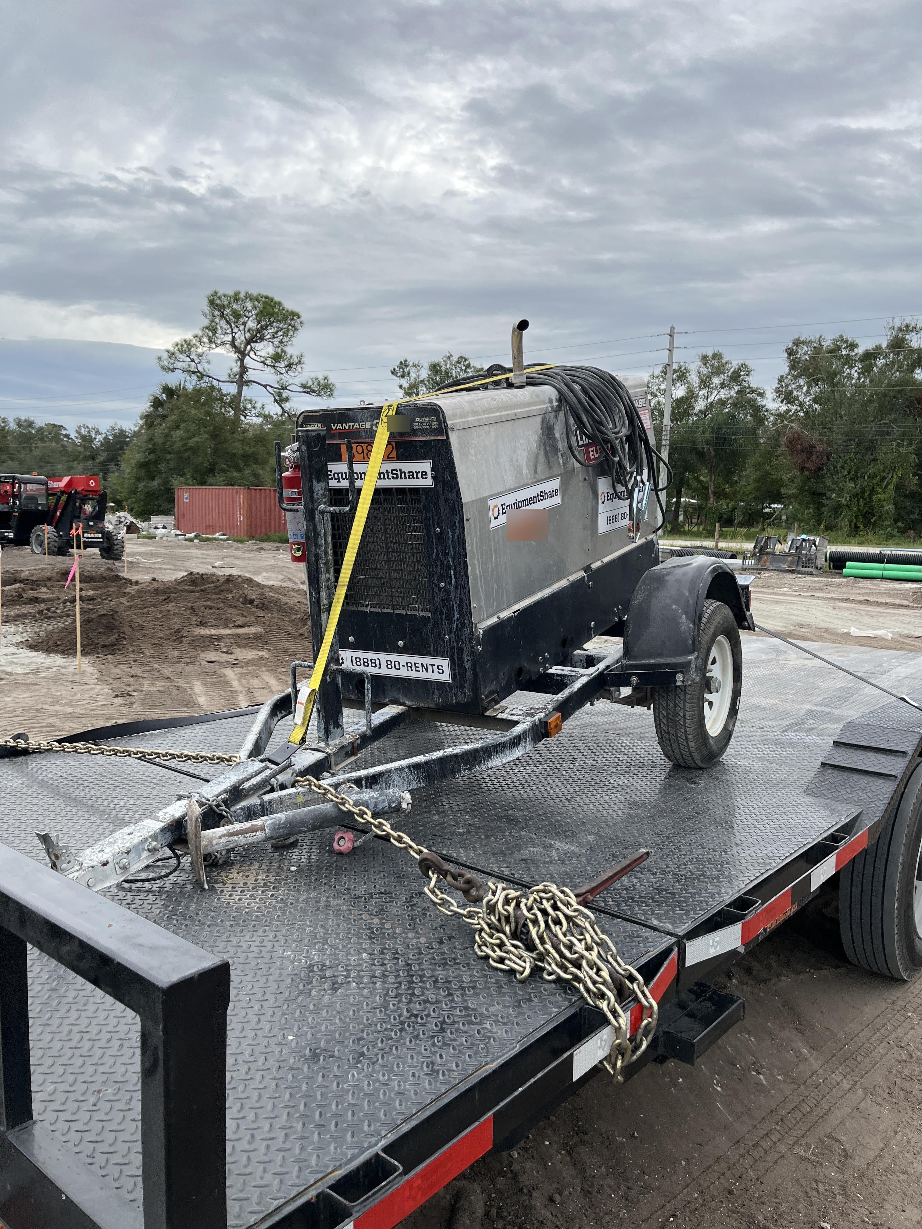2019 Lincoln Electric Vantage 322 Welder Ready-Pak 3, Two wheel trailer, Fender and Light kit, Cable Rack