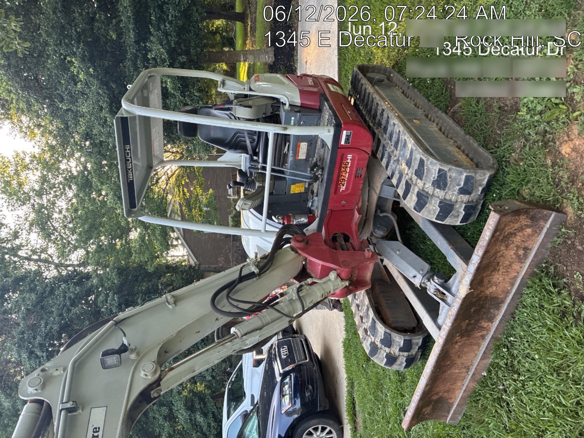 2023 TAKEUCHI TB250-2R